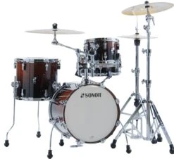Sonor AQ2 Studio 20" 4pc Drum Kit With Hardware