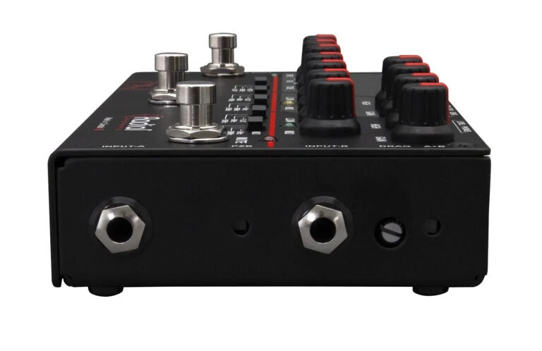 Radial Engineering Bassbone OD Bass Preamp With Overdrive 6 Radial Engineering Bassbone OD Bass Preamp With Overdrive - Image 4