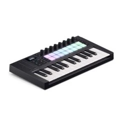 Novation Launchkey Mini 25 MK4 25-Key Keyboard Controller 7 Novation Launchkey Mini 25 MK4 25-Key Keyboard Controller -Audio Equipment Store LKM25 MKIV Left Top 2400 2400 14298.1727450225
