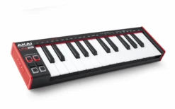 AKAI Professional LPK25 MK2 25-Key Keyboard Controller 7 AKAI Professional LPK25 MK2 25-Key Keyboard Controller -Audio Equipment Store LPK25 II angle right web k