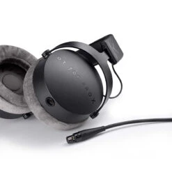 Beyerdynamic DT700 PRO X Closed-Back Studio Monitoring Headphones -Audio Equipment Store beyerdynamic dt 700 pro x perspective 1 2
