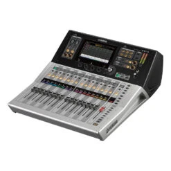 Yamaha TF1 40-Channel Digital Mixing Console 12 Yamaha TF1 40-Channel Digital Mixing Console -Audio Equipment Store tf1 3 6