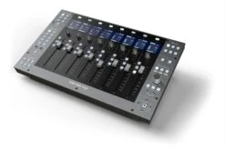 Solid State Logic UF8 Advanced DAW Controller 9 Solid State Logic UF8 Advanced DAW Controller -Audio Equipment Store uf82
